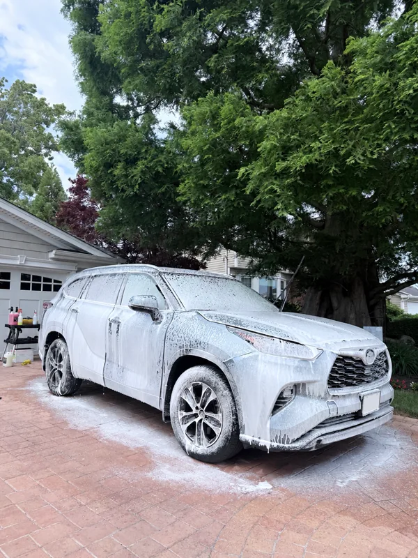Toyota Highlander foam wash